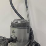 جاروبرقی سطلی لایف مدل Li-v 3030